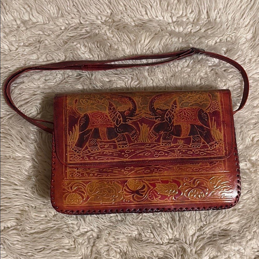 Handcrafted in India 🐘